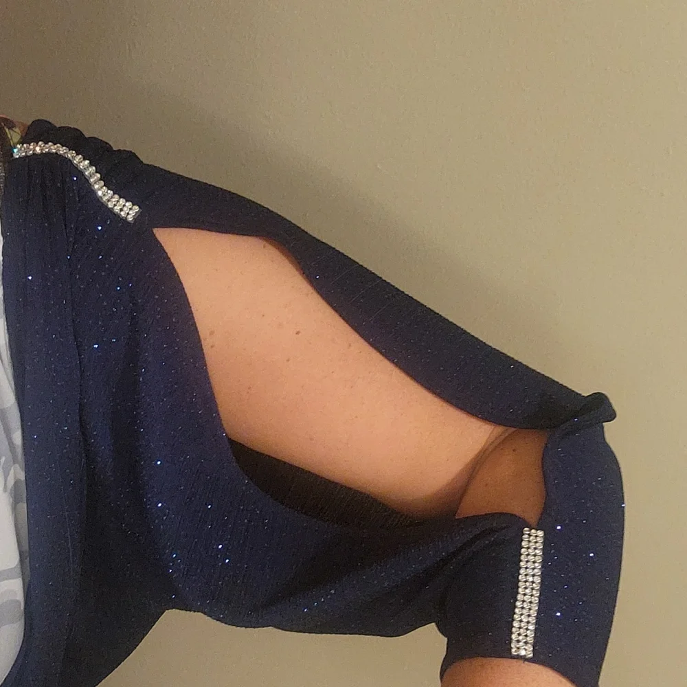 ✨️Beautiful Blue Sparkling Dress! - Picture 12 of 13